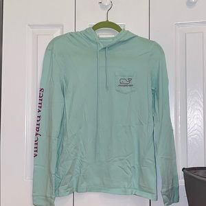 Vineyard vines hoodie